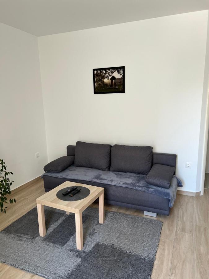 Apartment Sunrise With Private Parking Pula Extérieur photo