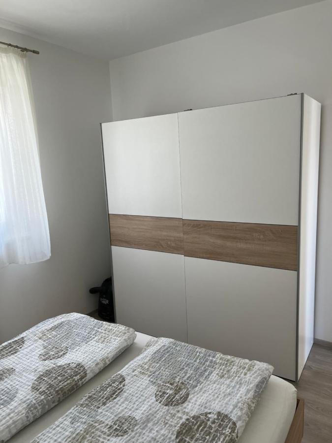 Apartment Sunrise With Private Parking Pula Extérieur photo